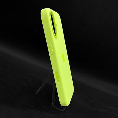 Силиконовый чехол with MagSafe для iPhone 17 neon yellow 1:1 Smart animation с кнопкой
