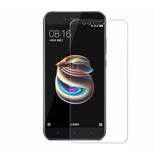 Защитное 2.5D стекло для Xiaomi Mi 5X/Mi A1 0.3mm