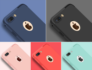 Силиконовый чехол Oucase "S. SLIM LOVELY" для iPhone 7+/8+ black