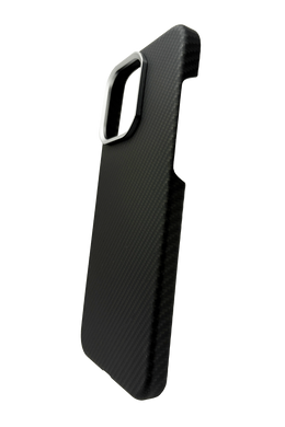 Накладка Kevlar Carbon with MAGSAFE для iPhone 15 Pro Max black