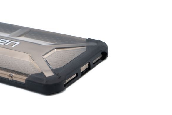 Чехол UAG Plazma для iPhone 7+/8+ black ударопрочный